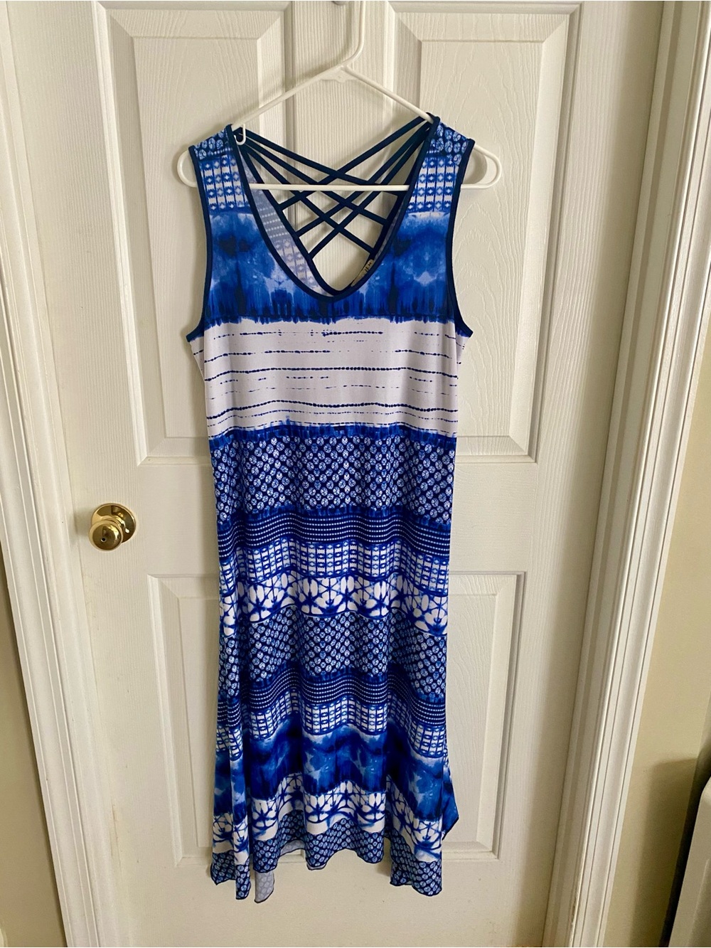 ONE WORLD Blue and White Patterned Sleeveless Maxi Dress with Strappy Back